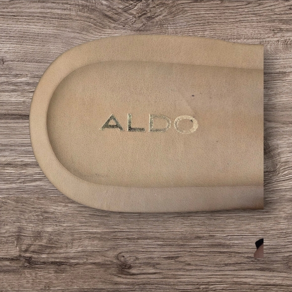 ⭐️Aldo Black and Gold Sandals with Geometric Design Size 10 - Picture 4 of 4